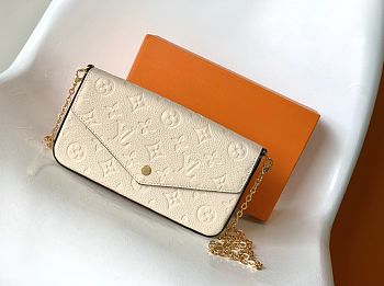 Louis Vuitton Félicie Pochette Creme - 21 x 12 x 3 cm