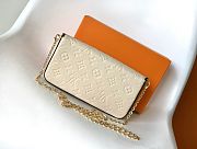 Louis Vuitton Félicie Pochette Creme - 21 x 12 x 3 cm - 6