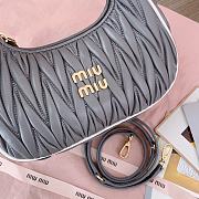 	 Miu Miu Wander matelassé nappa leather hobo bag in grey - 3X13X7 cm - 4