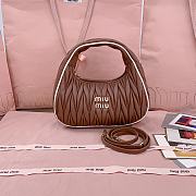	 Miu Miu Wander matelassé nappa leather hobo bag in brown - 3X13X7 cm - 1