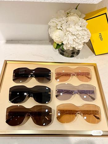 Fendi Graphy Sunglasses