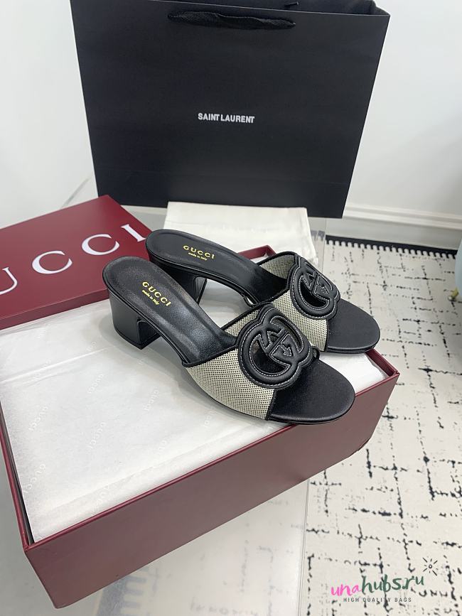 Gucci Interlocking G slide sandal  - 1