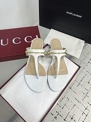 	 Gucci GG Thong Flat Leather Slides  - 2