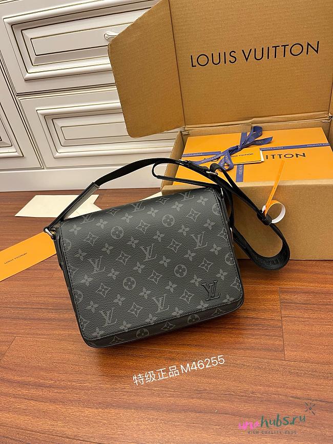 Louis Vuitton District PM Bag - 26x20x7cm - 1