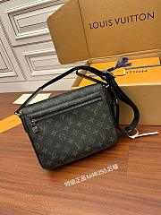 Louis Vuitton District PM Bag - 26x20x7cm - 2