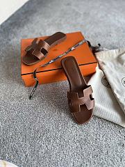 Hermes Oran Brown Slides - 4