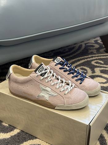 Golden Goose True-Star in pink suede with white star and platinum heel tab