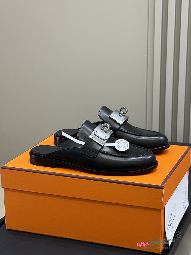 Hermes Iota mule Smooth Leather in Black/White - 1