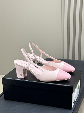 CHANEL Lambskin CC Cap Toe Slingback Light Pink