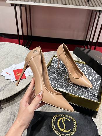 Christian Louboutin Sporty Kate 100 beige leather pumps