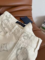 Louis Vuitton White Short Monogram - 6