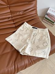 Louis Vuitton White Short Monogram - 2