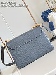 Louis Vuitton Twist Grey in Epi Leather - 23cm - 6