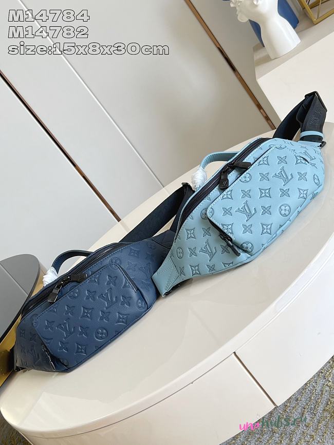 Louis Vuitton Rush Bumbag - 15 x 8 x 30 cm - 1