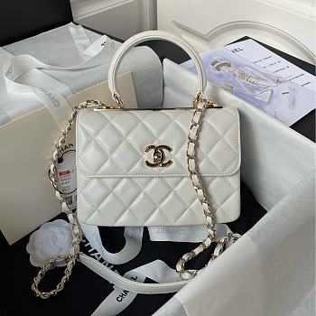 Chanel Trendy CC Logo In White Smooth Leather