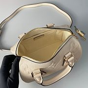 Louis vuitton Speedy Bandoulière 20 Creme - 6