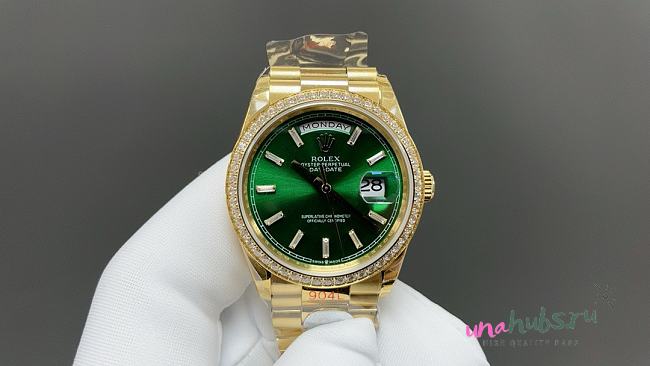 Rolex Day-Date Rose Gold Chocolate Dial - 1