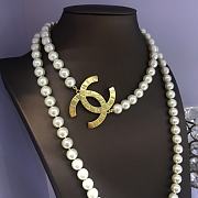 	 Chanel Pearl and CC Logo Necklace - 6