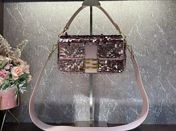Fendi Baguette Leather Bag with gradient pink sequins - 27x15x6cm