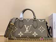 Louis Vuitton M46653 OnTheGo East West Beige Bag - 6