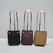Loewe Pebble Shoulder Bag - 23x19x8cm - 1