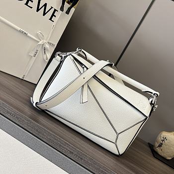 Loewe Puzzle White Bag - 24*10.5*16CM