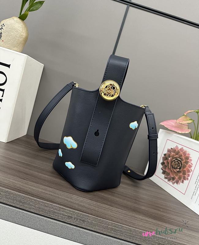 Loewe Pebble Bucket Anagram Cloud Black Bag - 16*16*19.5CM - 1
