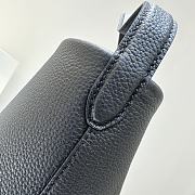 	 The Row N/S Park Textured-Leather Large Tote In Black - 3