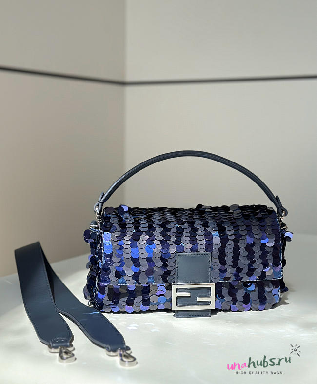 Fendi Baguette Leather Bag with blue sequins - 27x15x6cm - 1
