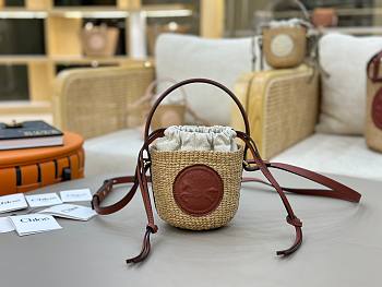 	 Chloé Mini Horse Medal Basket Bag In Brown Natural Fibres - 14*12.5*14cm