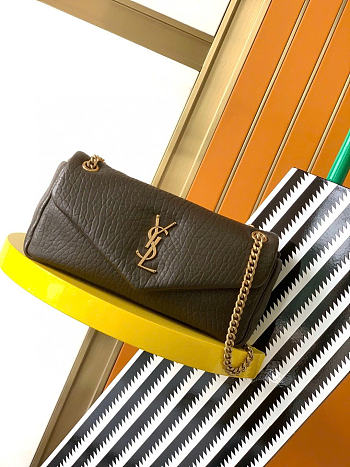 YSL calypso medium in grained lambskin green - 30 X 15 X 5–7.5 CM