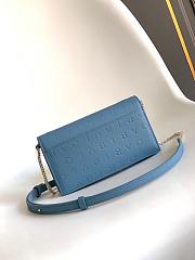 	 Bvlgari Blue Leather Chain Bag - 19 X 10.5 X 4.5 Cm - 4