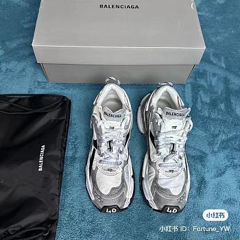 Balenciaga Runner Sneaker In Grey