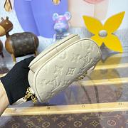 Louis Vuitton Mini Bumbag Off White - 17x12x9.5cm - 6