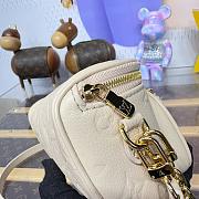 Louis Vuitton Mini Bumbag Off White - 17x12x9.5cm - 2