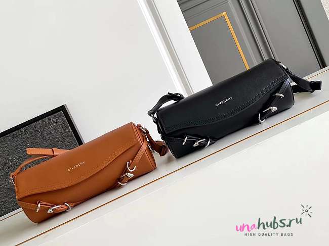 Givenchy voyou roller bag - 25*10*13cm - 1