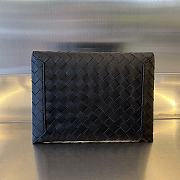 	 Bottega Veneta Black Flap Pouch in Intrecciato Nappa - 26x19x1.5 cm - 2