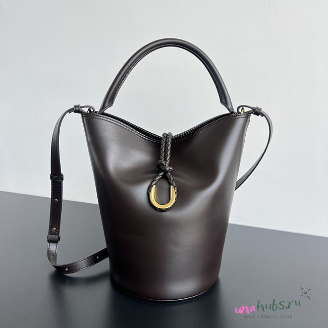 Bottega Veneta Liberta Bucket Bag In Brown - 30x18x18cm - 1