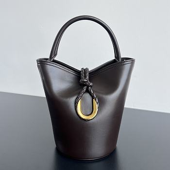 	 Bottega Veneta Liberta Small Bucket Bag In Brown - 22x18x15cm