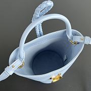 	 Bottega Veneta Liberta Small Bucket Bag In Blue - 22x18x15cm - 5