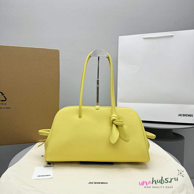 	 Jacquemus Le Turismo Medium Bag - 39x23x17cm - 1