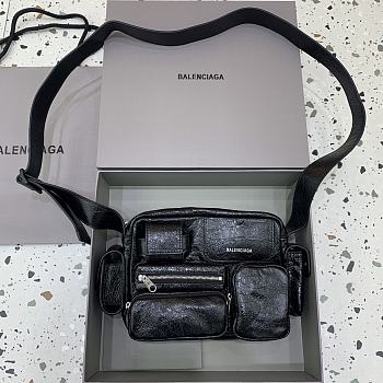 Balencia superbusy camera bag - 22x 16x 6 cm