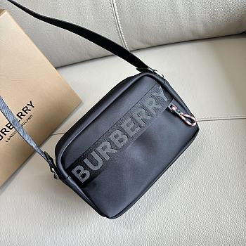 Burberry Black Nylon Shoulder Bag - 22*11*16.5cm