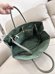 Burberry Rocking Horse tote bag suede green - 35.5x18 x 28cm - 2