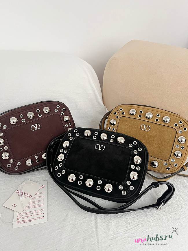 Valentino Garavani Nellcôte Shoulder Bag In Suede - 23 X 16 X 6cm - 1