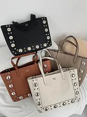 	 Valentino Garavani Medium NellcÃte Grainy Calfskin Tote - 40 X 30 X 13 cm - 1