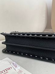 	 Valentino Garavani Vring All Black Bag - 21x611cm - 5
