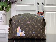 Louis Vuitton Cosmetic Pouch GM Other Monogram Canvas - 18 x 9 x 27cm - 4