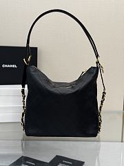Chanel Maxi shopping bag black Calfskin leather - 20x31x8.5cm - 1