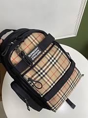 Burberry Large Cooper Backpack in Archive Beige - 30 x 20 x 49cm - 2